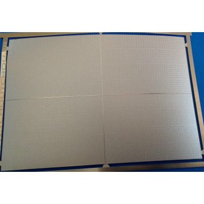 PHD014 :La tôle larmée 5 grain ( 70*100 mm ) - maillechort - 1/10 1/87eme