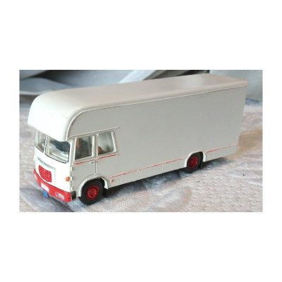 CHO3600 - berliet GBK fourgon integral kit 1/87eme HO